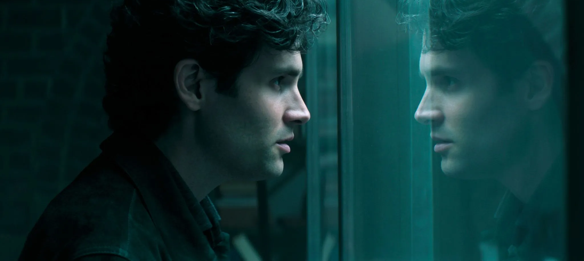 You: 5ª Temporada – Uma crítica bem executada e um final satisfatório